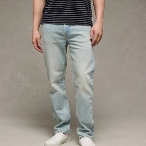 Men’s American Eagle Straight Leg EasyFlex 30x34 Yellowish Light Wash Jeans